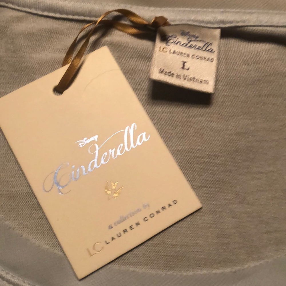 Women’s tshirt